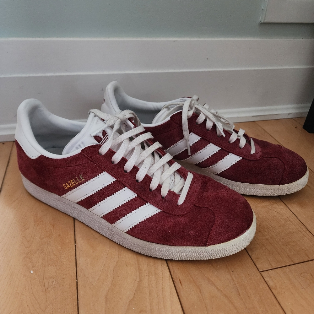 Gazelle Adidas shoes 9W